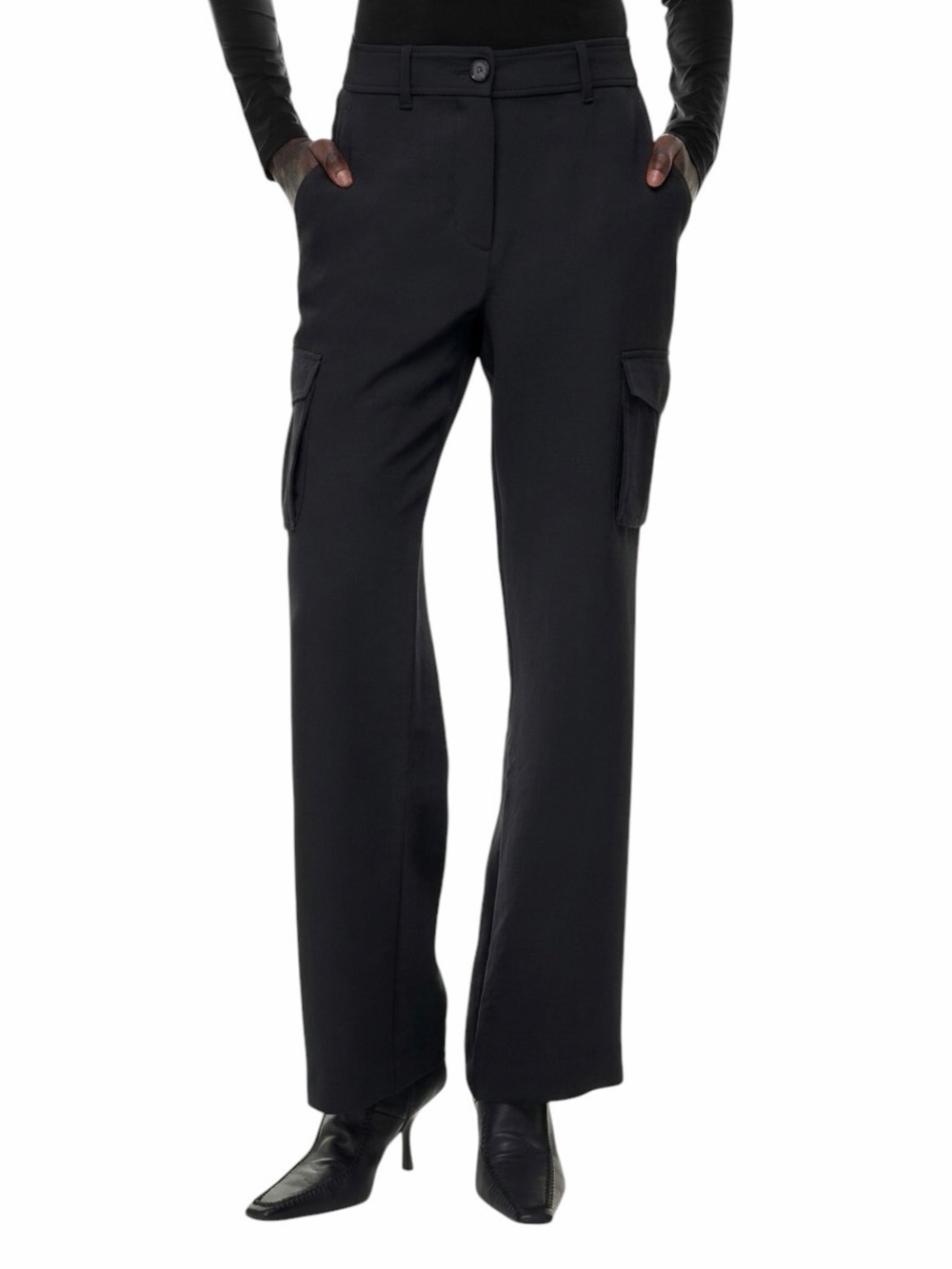 Aritzia Wilfred Lully Cargo Pant Black Crepette Bootcut Trouser Sz 6